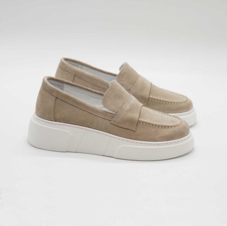 Imagine Mocasini damă bej din piele naturală întoarsă dms317