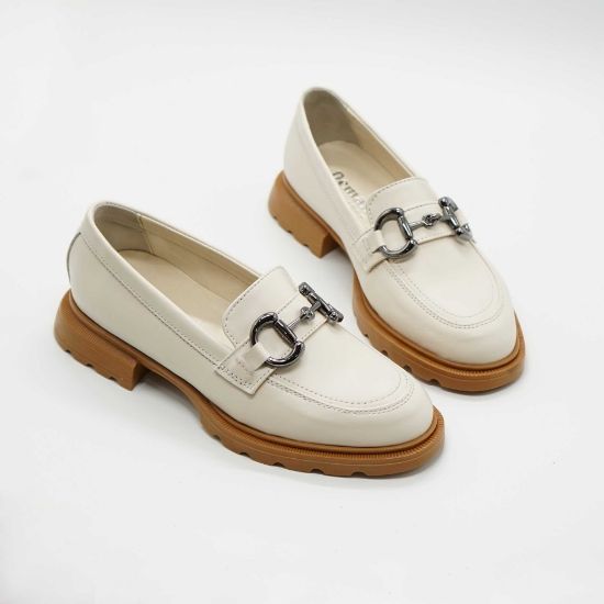 Imagine Mocasini damă bej din piele naturală 130