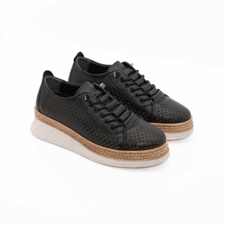 Imagine Pantofi damă piele naturală gaurita cu laser 2046 culoare neagra.