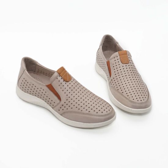 Imagine Mocasini damă bej din piele naturală găurită cu laser 2054 